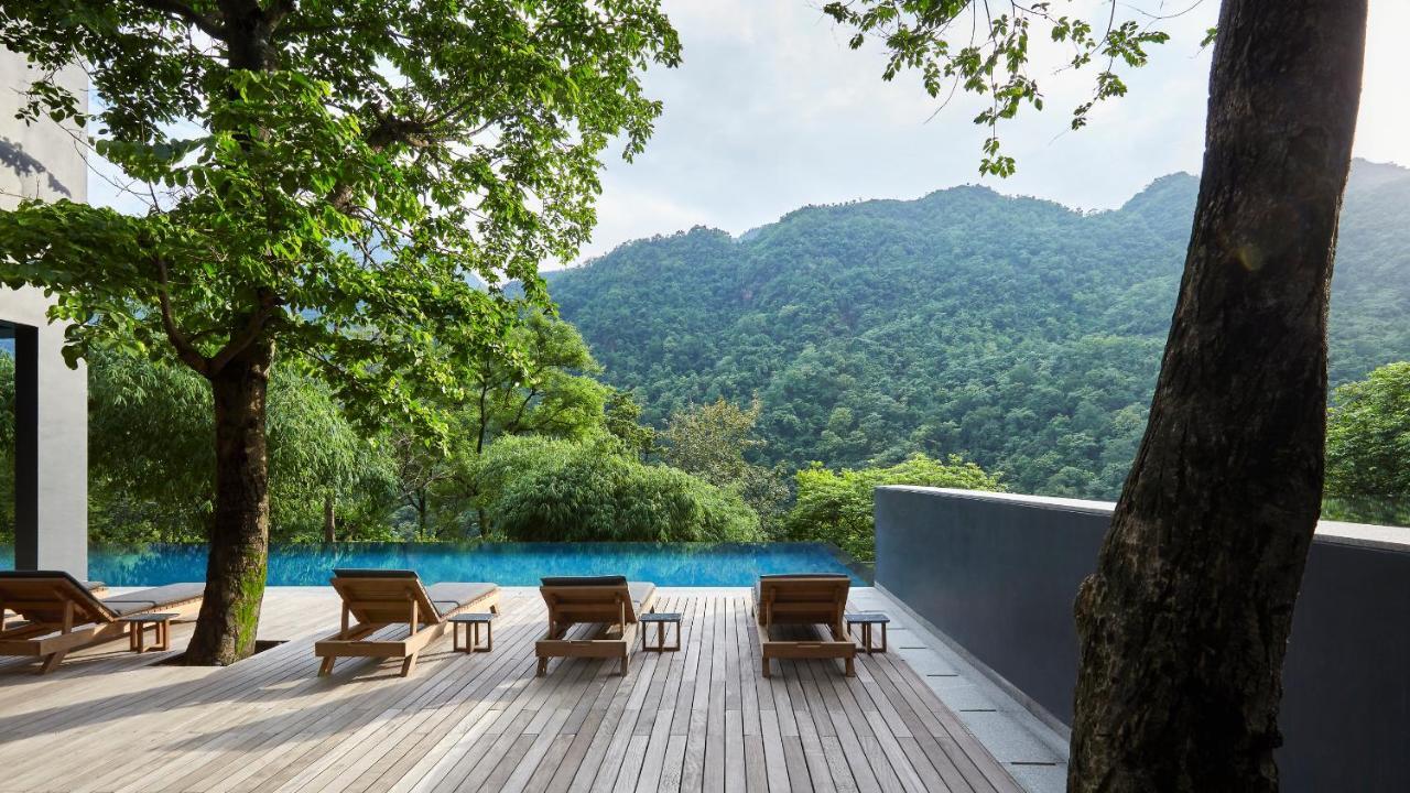 The Roseate Ganges Rishikesh Hotel Exterior foto